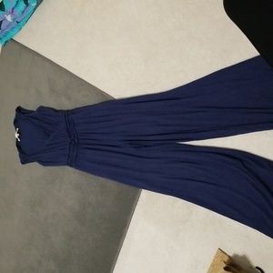 Max studio jumper.  Size medium